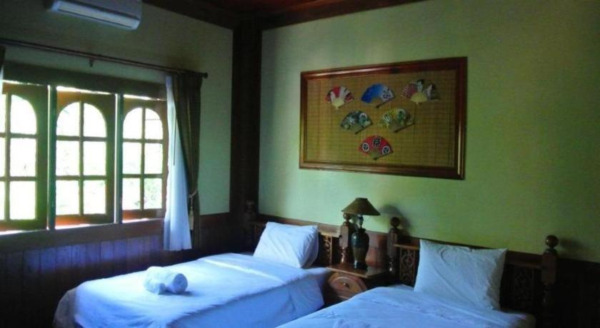 Himawari Restaurant And Cottage Ban Nong Hin  Exterior photo