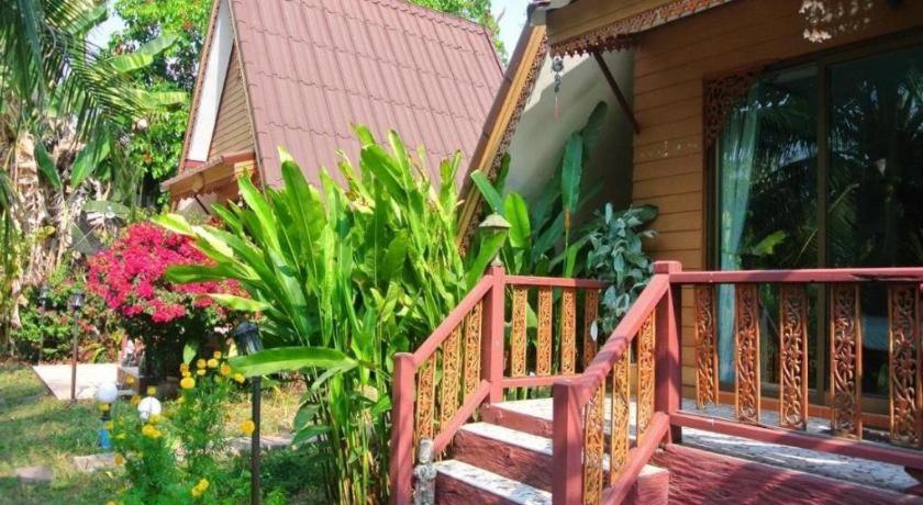Himawari Restaurant And Cottage Ban Nong Hin  Exterior photo